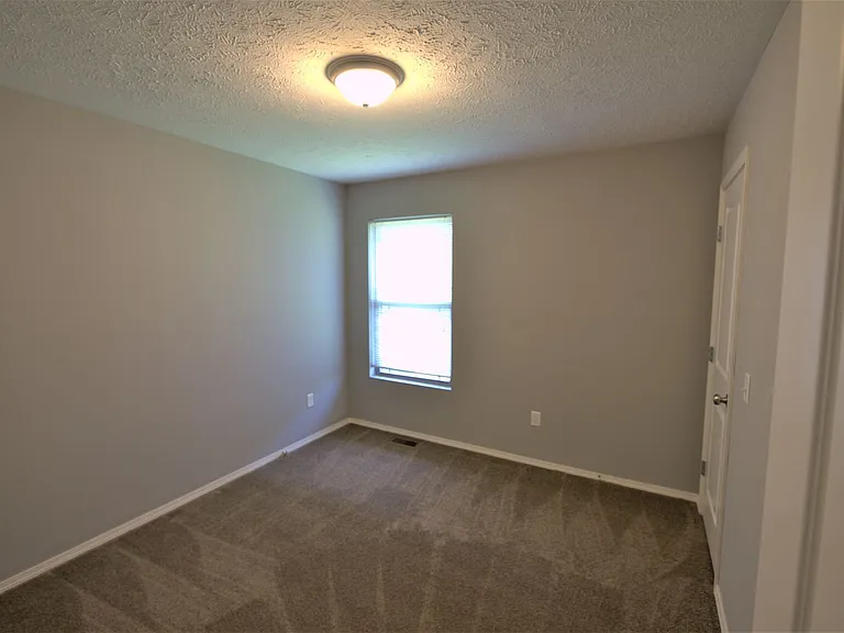 4104 N Grassland Dr — Photo 11