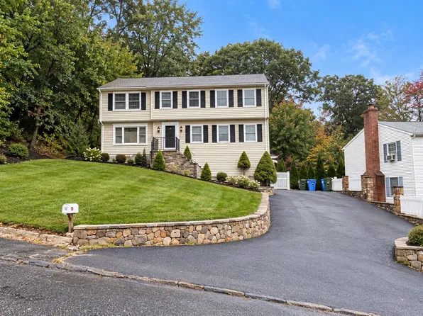 110 Midwood Ave, Waterbury, CT 06708