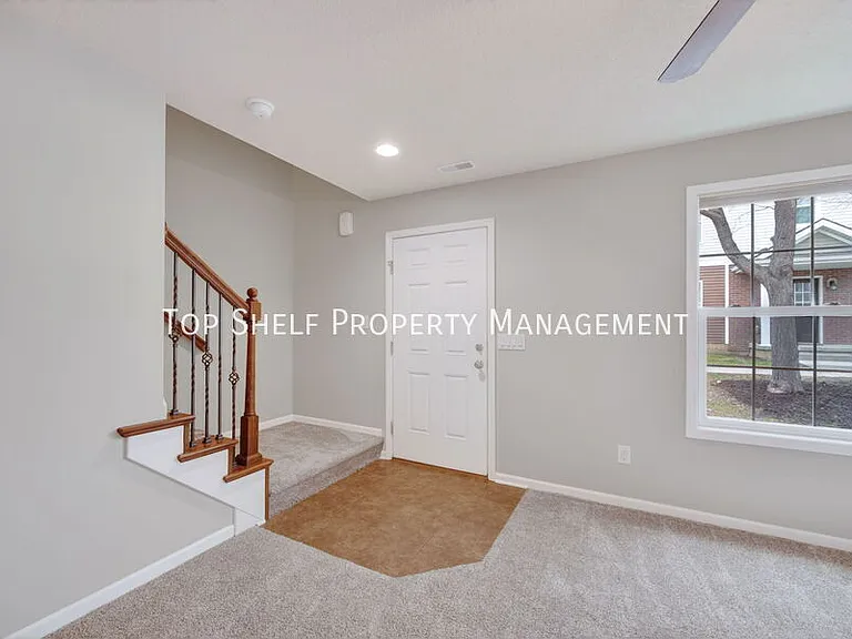 9125 Greenspire Dr #114 — Photo 2