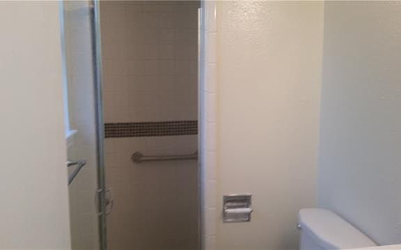5th image of 709 John Glenn Dr