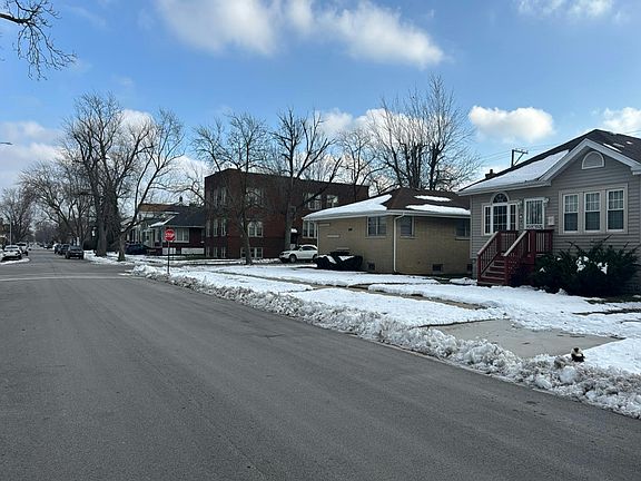 5th image of 307 157th St