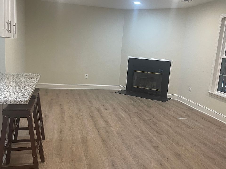 1st image of 6259 Dubin Dr #Basement