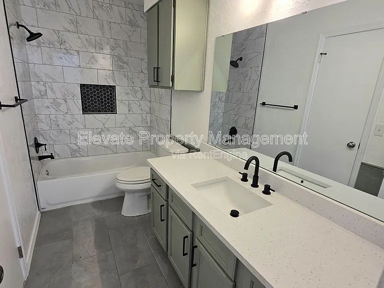 530 Westwood Ct — Photo 14