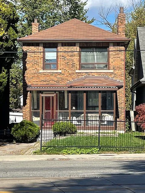 2680 Lake Shore Blvd W