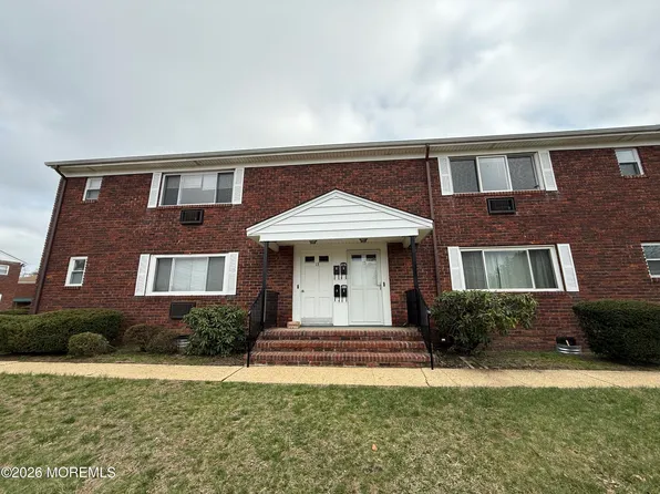 15 Azalea Court #A, Eatontown, NJ 07724