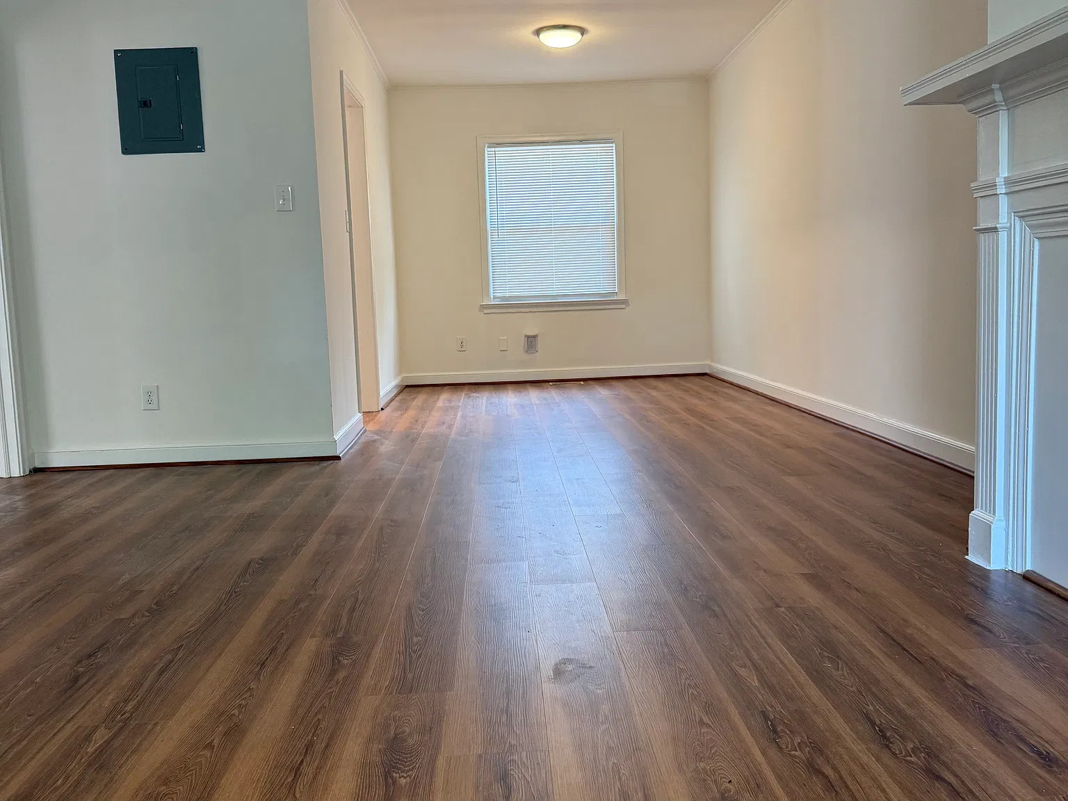 2 bed, 1003 sqft, $1,100 — Photo 2