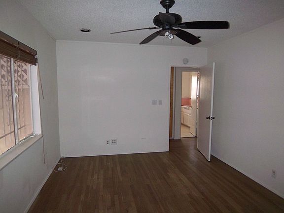 5th image of 12619 Willard St