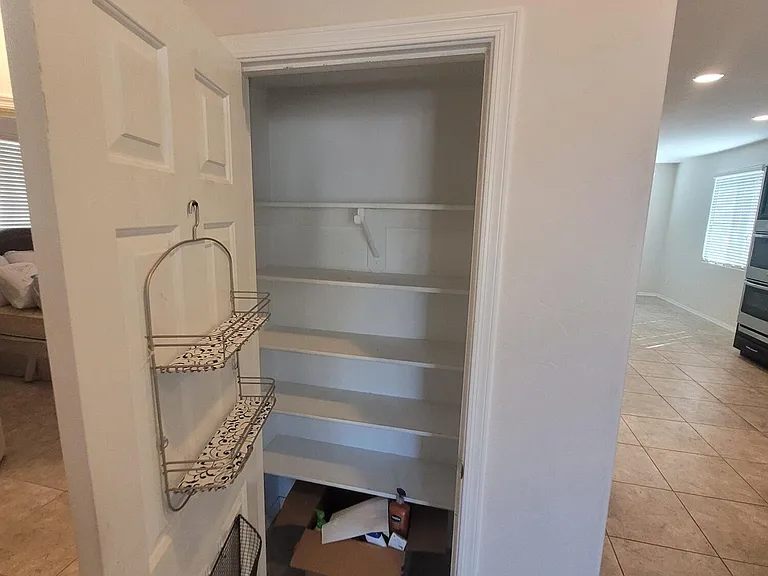 8042 S Dolphin Way — Photo 11