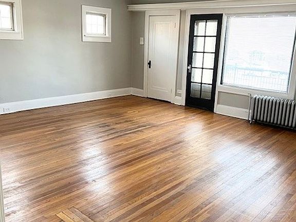 3rd image of 12231 Clifton Blvd APT 10