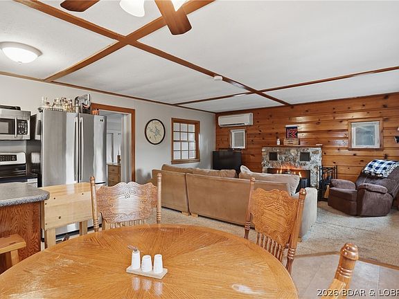 4th image of 1389 Cup Tree Rd