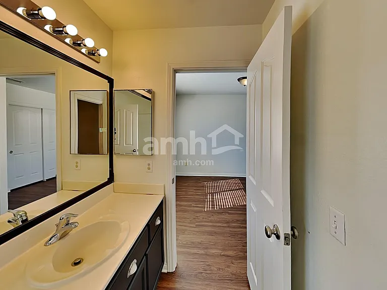 2678 African Violet Ave — Photo 24