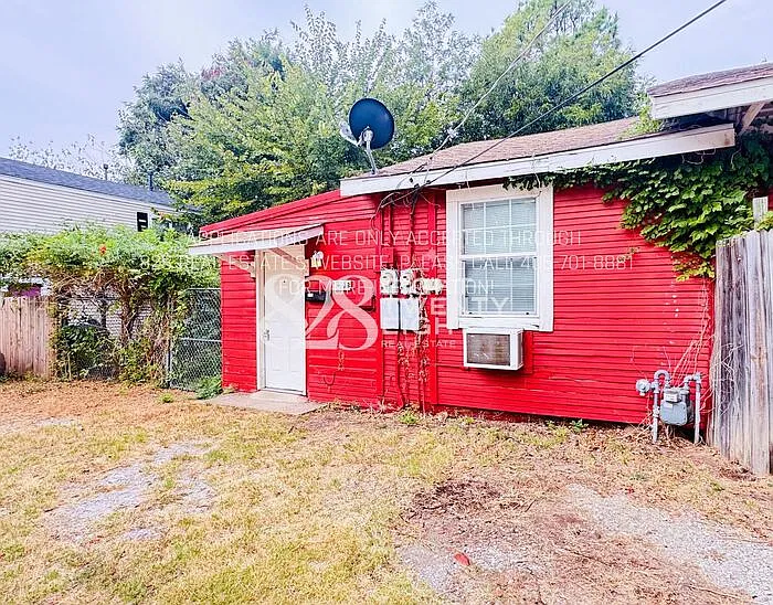 2 bed, 1.0 bath, 560 sqft, $650 — Photo 1