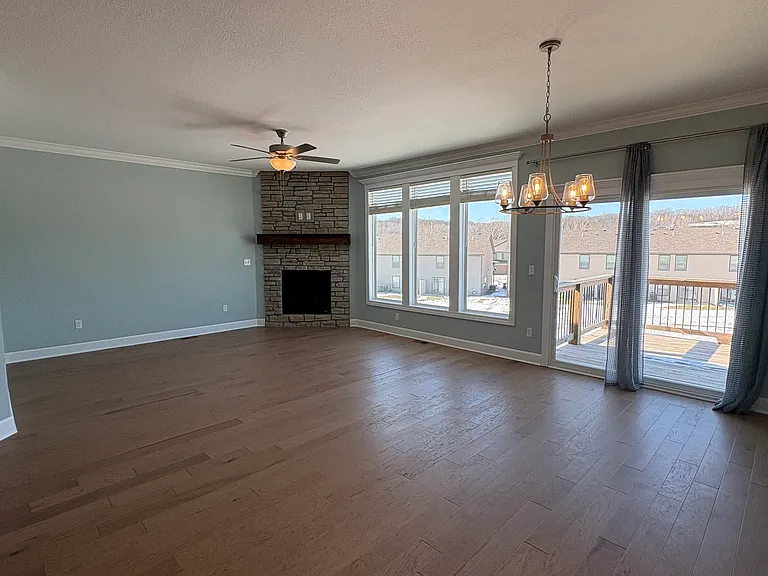 6776 Prairie Ln — Photo 3