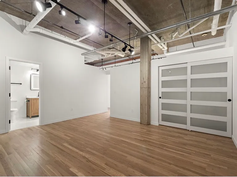 1801 Wynkoop St #604 — Photo 9