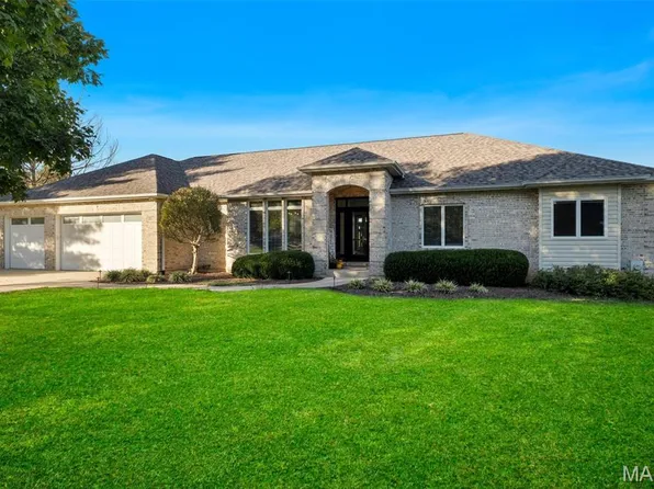 590 Sunset Place Ln, Eureka, MO 63025