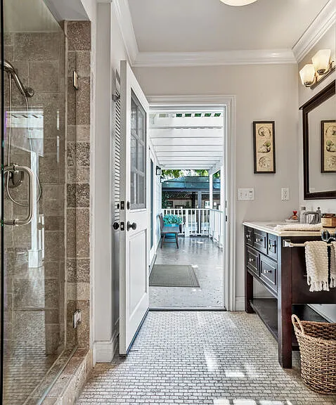 4537 Agnes Ave — Photo 22