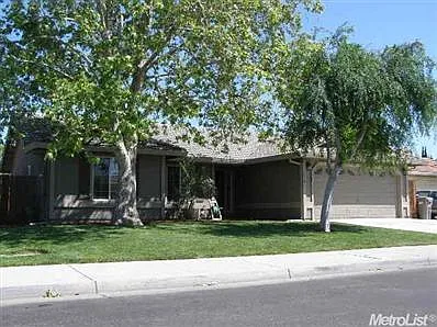 116 Clayton Ct photo 1