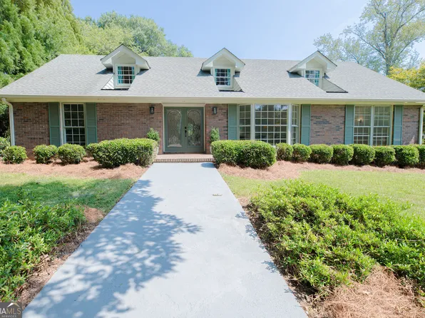 4962 Dewberry Cir, Acworth, GA 30101