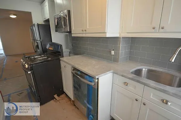 Rented by Metropolitan Property Group | media 50