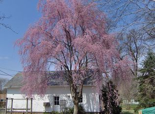 936 Edgewood Rd, Riegelsville, PA 18077