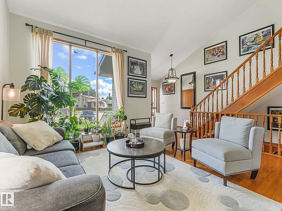 2nd image of 2824 37th St NW