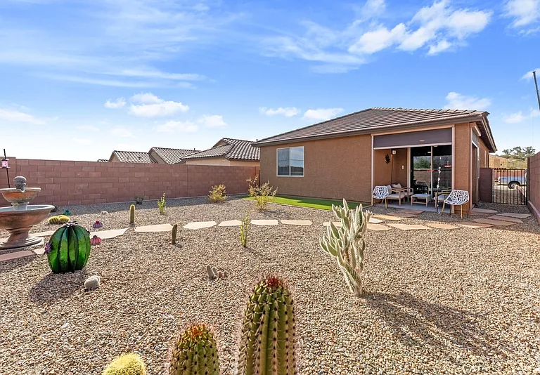 9324 N Agave Gold Rd — Photo 5