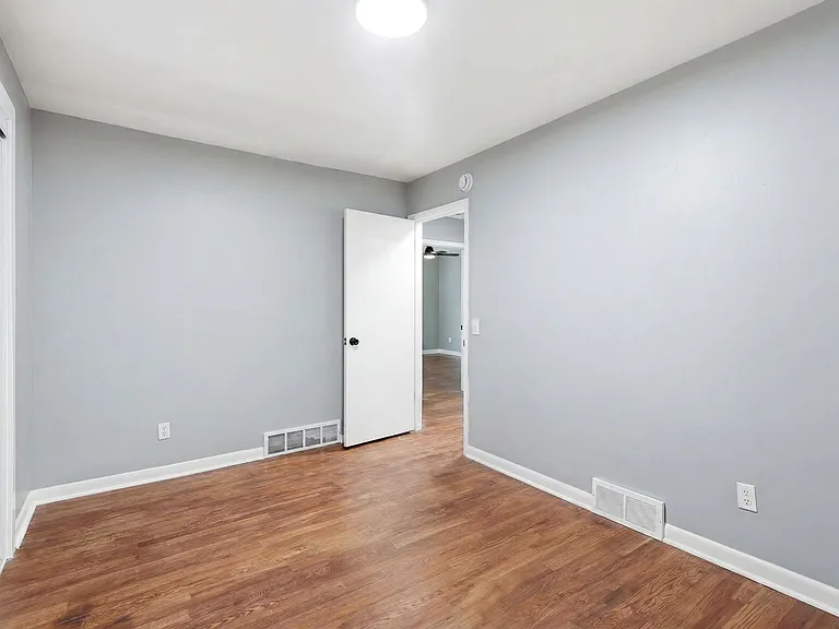 2602 NW 86th St — Photo 18