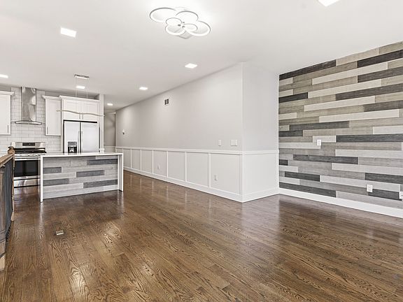 5th image of 114 Bleecker St #1