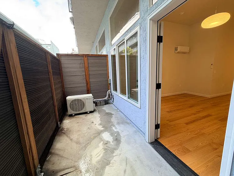 411 Fairmount Avenue — Photo 73