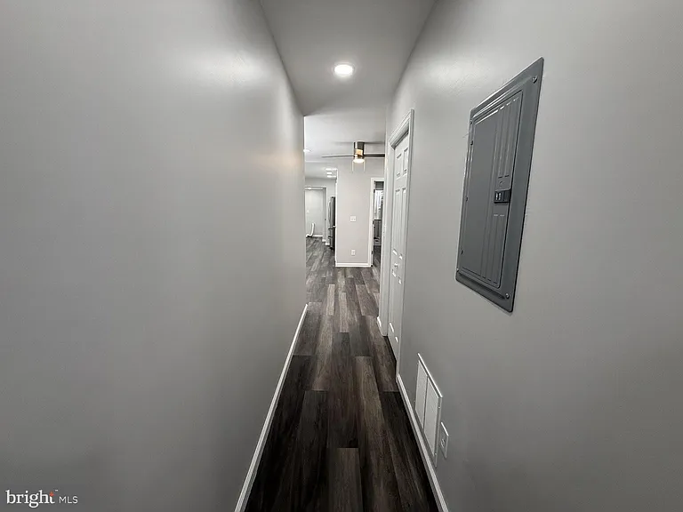 383 Johnson Ave — Photo 25