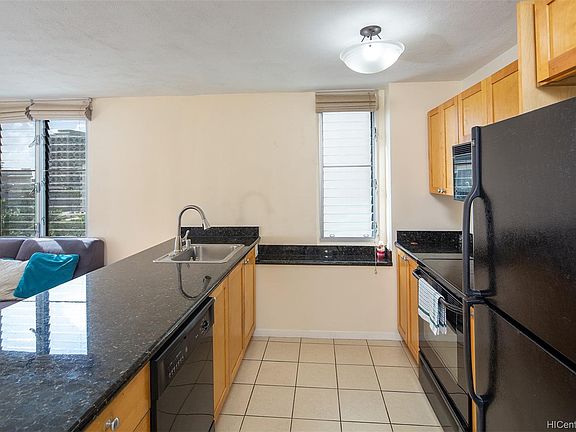 5th image of 430 Kaiolu St APT 808