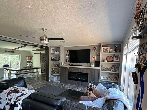 2nd image of 31 Holland Dr