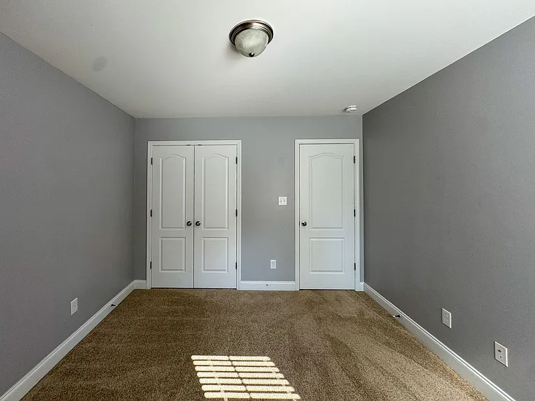 172 Huzzas Cir — Photo 32