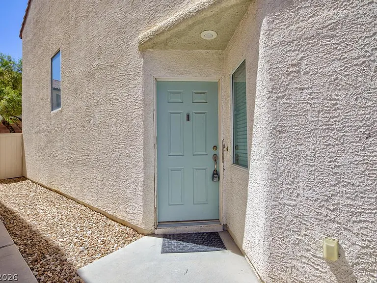 7477 Dune Sunflower Ct — Photo 2