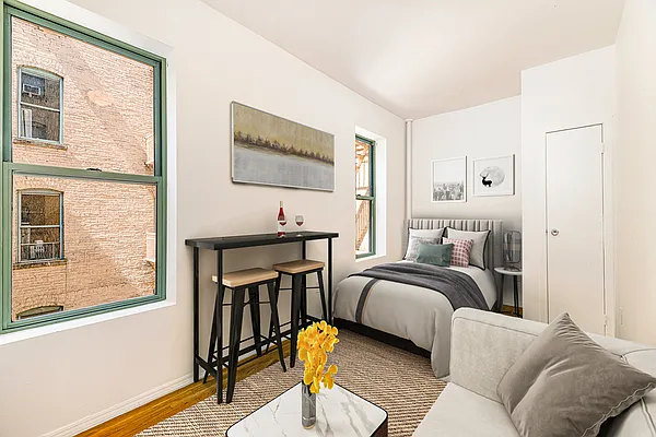 Rented by REAL New York | media 8