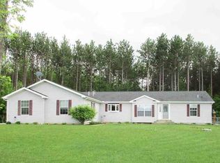 W4039 Grasser Rd, Marinette, WI 54143