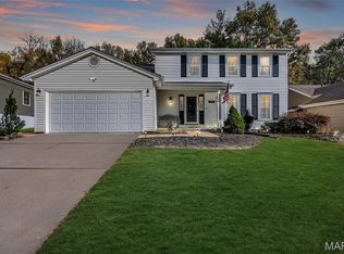 1120 Hollyberry Dr, Ballwin, MO 63021