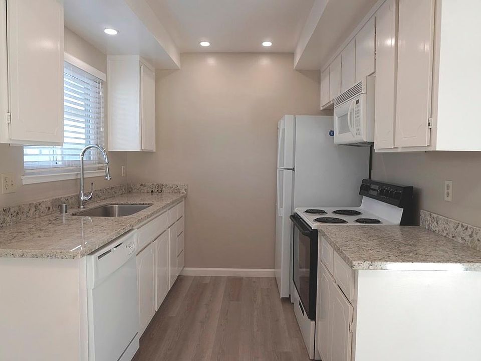 1st image of 2958 Neet Ave #3