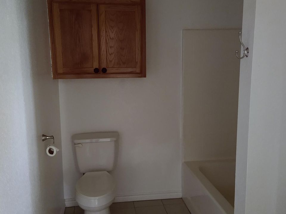 1st image of 902D Andrews St #902D