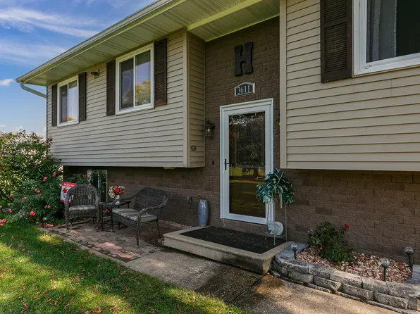3611 Friendship Farm Rd, East Moline, IL 61244