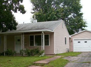 225 Lindenwood Dr, Danville, IL 61832