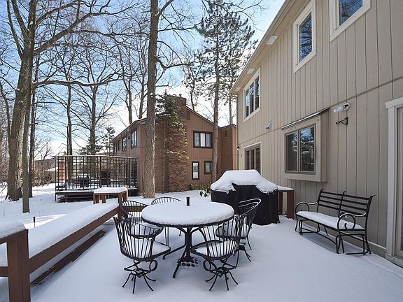 3rd image of 1370 S Folkstone Ct