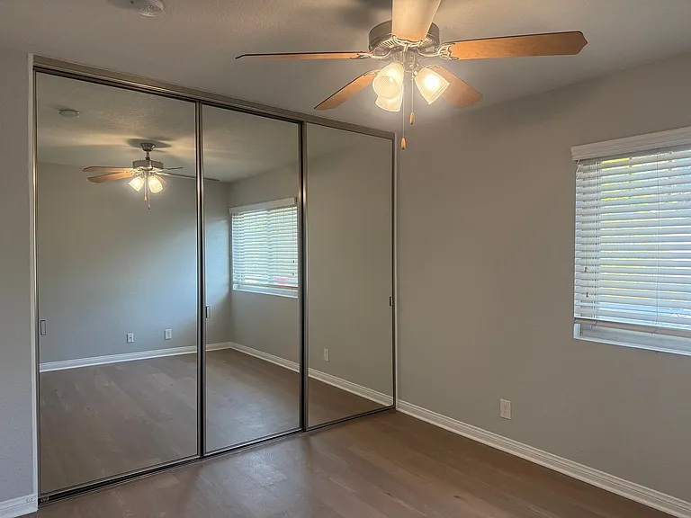 Park Plaza Apartments — Photo 163