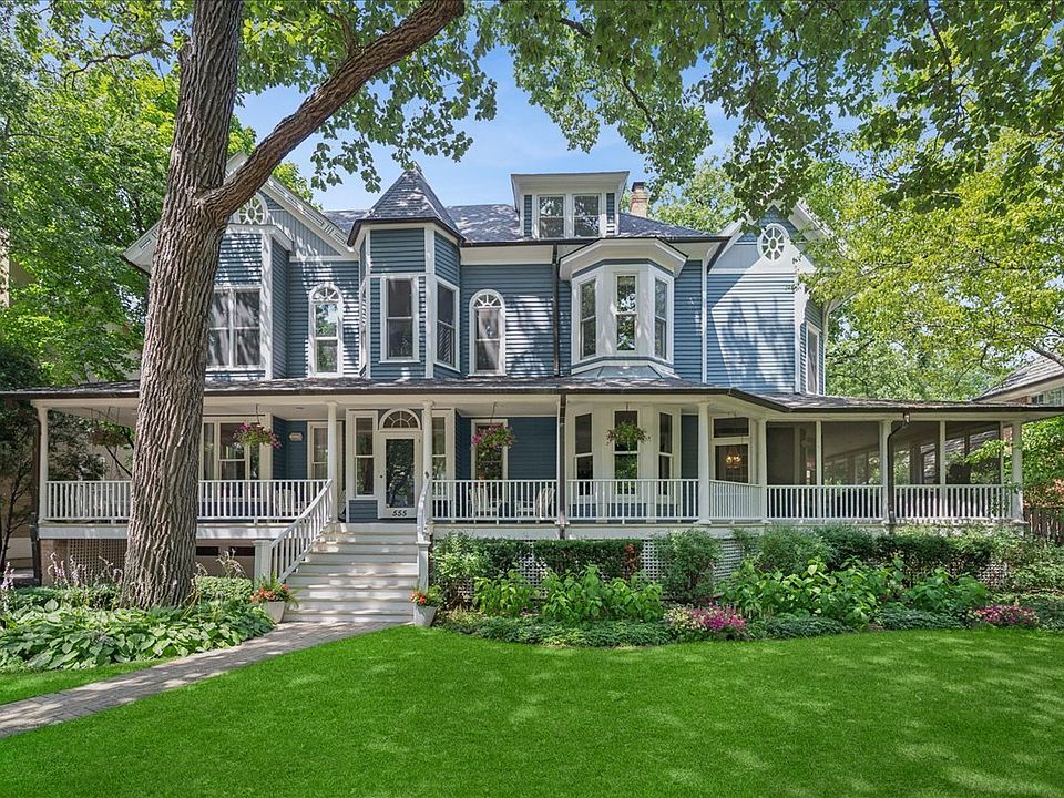 1st image of 555 Cherry St