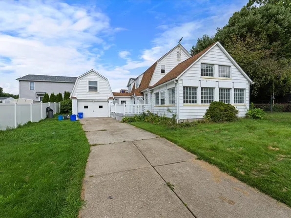 70 Knox St, Hanover Township, PA 18706