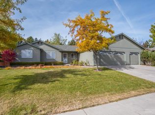 3149 SW 34th St, Redmond, OR 97756