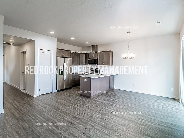 201 S Woodlawn Ln #1 — Photo 31