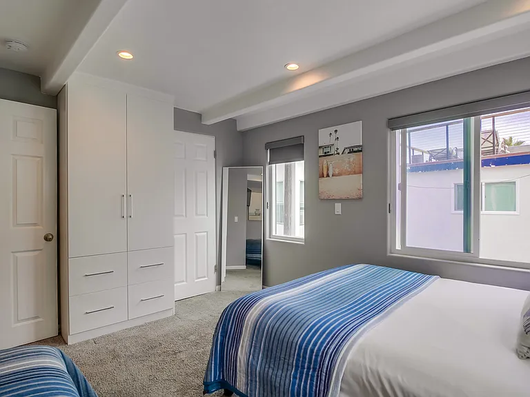 735 Whiting Ct — Photo 24
