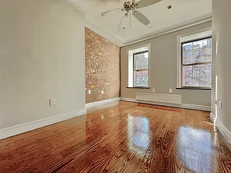 Rented by Nest Seekers International