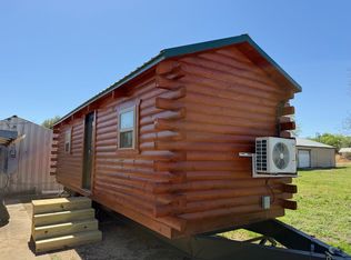 203 W 22nd St, Cameron, TX 76520